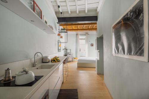Campo dei Fiori Studio Apartment by RomeLoft