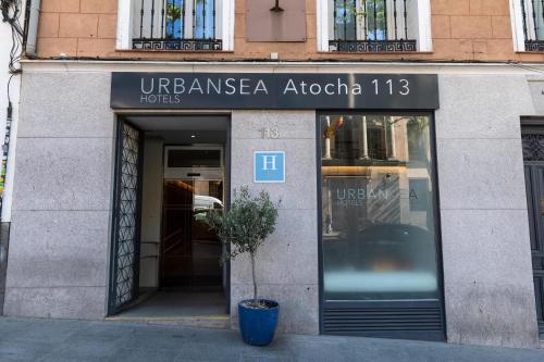 Imagine din galeria proprietății URBANSEA Atocha 113 în Madrid