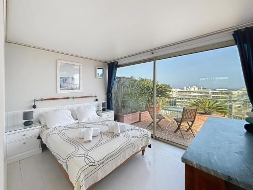 Apartment Anthéa Sea View, 3 Terraces and Rooftop