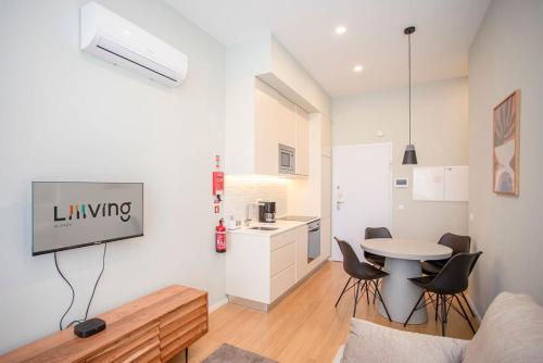 Liiiving in Porto - Sweet Sunlight Apartment