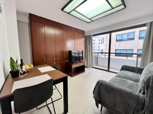 STAY Finikoudes Nest 2