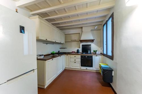 UNYCA- Elegant Apartment "Santo Spirito"