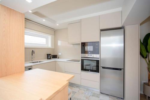 Liiiving in Porto - Uptown Pearl Apartment