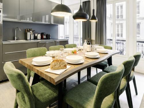 LivinParis - Luxury 3 Bedrooms Le Marais I