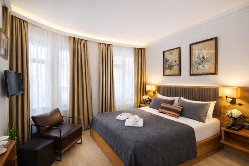 Double DD Hotel