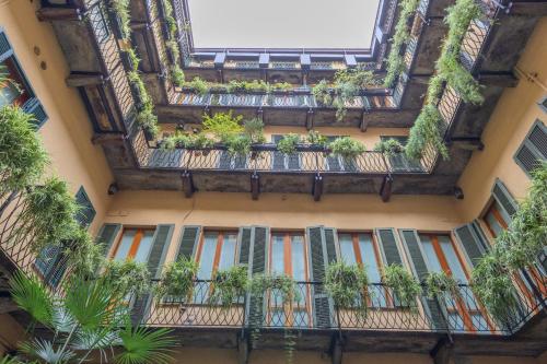 Secret Home - San Babila Lux Apartments