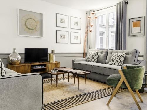 LivinParis - Luxury 3 Bedrooms Le Marais I