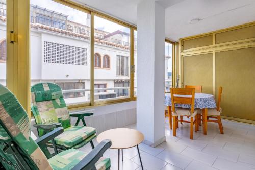 Apolo VI Inftour Apartamento