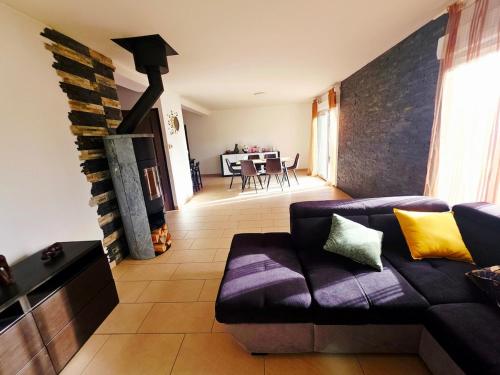 Charming bright house, quiet 10 min from Geneva