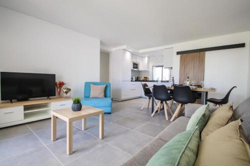 Apartment Lily - com Piscina perto da Praia em Albufeira