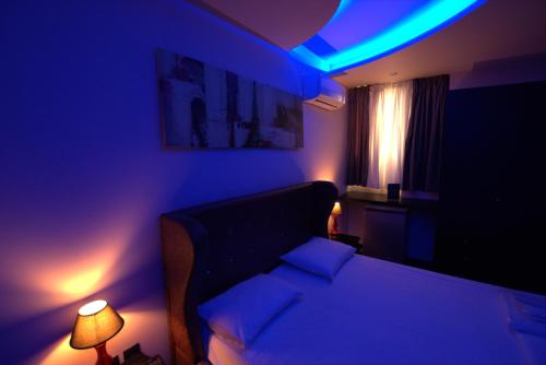 Comfort Room 218 - Castle De Paris
