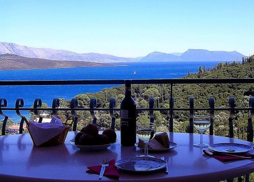 Villa del Arte, amazing sea view, 300m from the beach