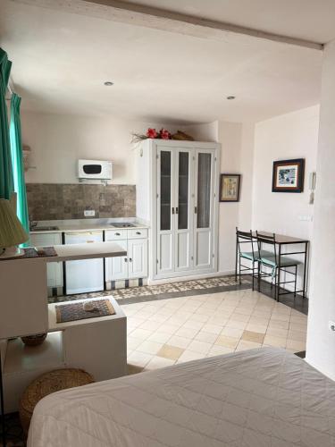 Goya Homes