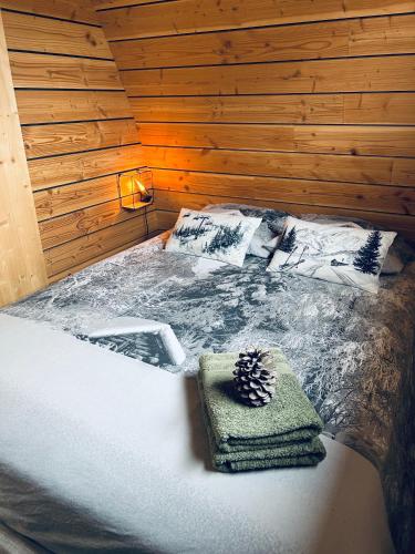 Gulta vai gultas numurā naktsmītnē Chalet cosy en Aubrac