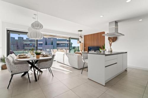Estepona Retreat 3BR with Ocean Views - Fitness, Pool and Wellness Access photo 6