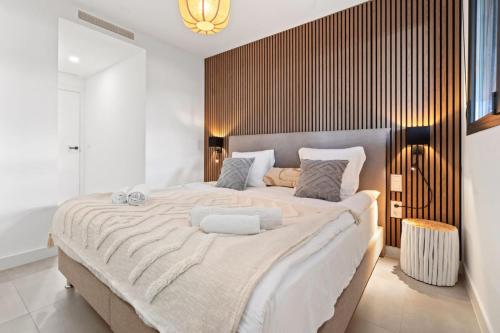 Estepona Retreat 3BR with Ocean Views - Fitness, Pool and Wellness Access photo 25
