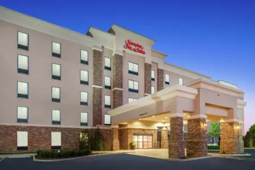 Hampton Inn and Suites Roanoke Airport/Valley View Mall in Roanoke