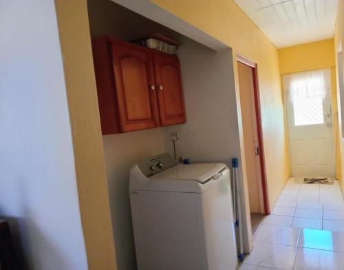 Fotografie z fotogalerie ubytování Mars Place v destinaci Saint Georgeʼs