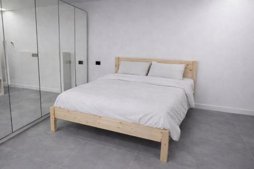 Modern Apartment near Madrid Airport Barajas