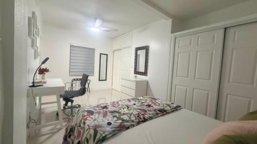 Comfortable modern apartment- central location. photo 22