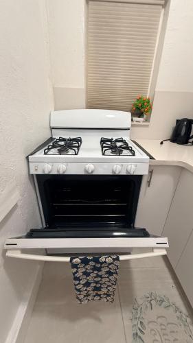 Comfortable modern apartment- central location. photo 30