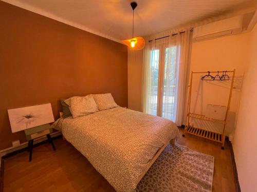 2 bedrooms appartment with free parking