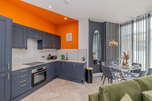 Central 3 Bedroom Next To Brighton Shopping Centre & Beach Sleep 16 Guests photo 9