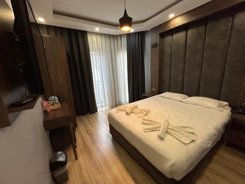 The Basilissis Hotel