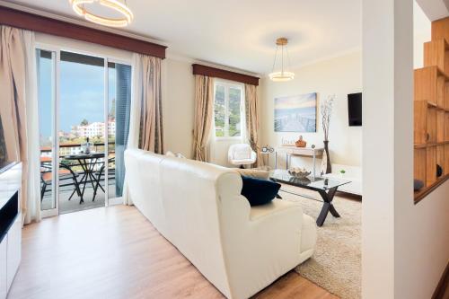 Seaside Orchid-Ocean & Mountain Views-Free Parking-Walk to Câmara de Lobos