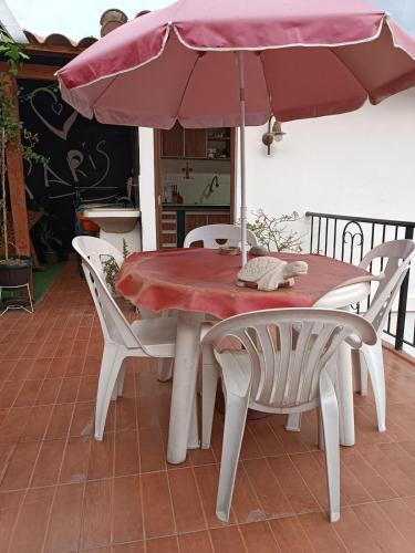 En terrasse eller udendørsområde på Convivial, confortable et tranquille 3