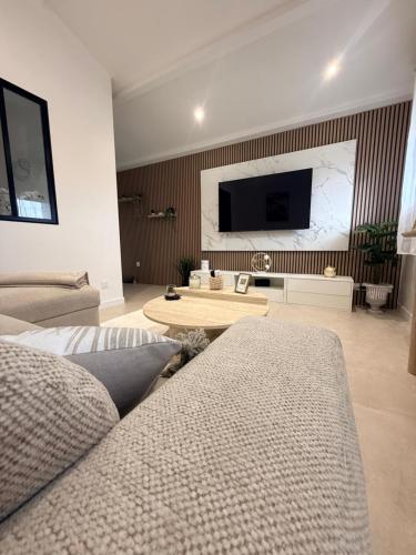 Suite Elégance, Design, Calme, Clim et Parking