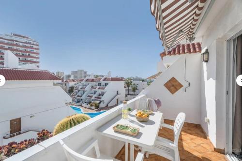 Golden Sun Penthouse Las Floritas