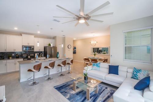 Stunning Townhouses 5 Minutes away Disney! photo 43