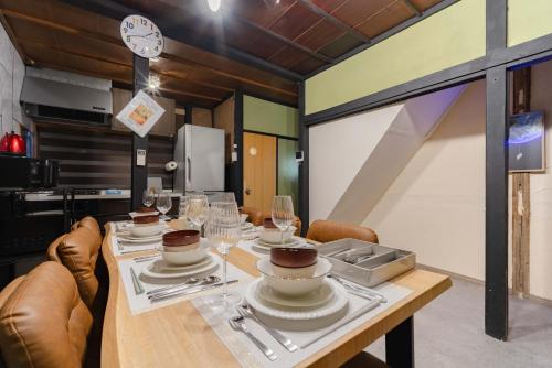 駅徒歩 9分 スカイツリ-15分 浅草寺20分 上野25分 最大7名 和モダンの寛ぎ宿