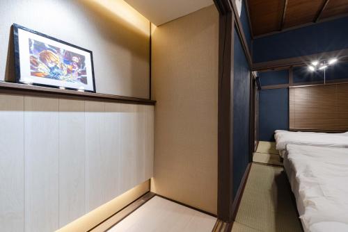 駅徒歩 9分 スカイツリ-15分 浅草寺20分 上野25分 最大7名 和モダンの寛ぎ宿