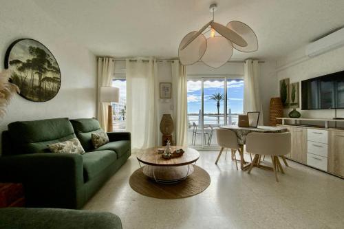 Impérial 1 Appartement vue mer face à la plage Rive Gauche du Grau-du-Roi