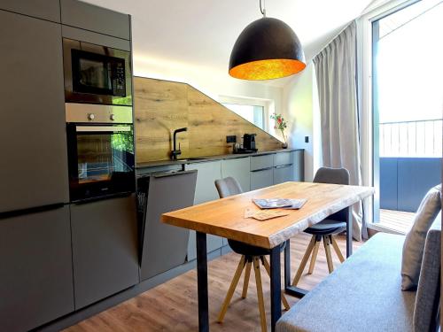 Bergzeit flat Saalbach directly on the ski piste