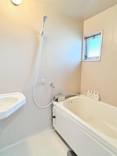 Private Apartment 5 Min to Narita Station 10 Min to Airport Washer & Dryer FUDOHAIM