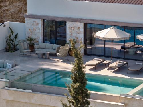 Galithea Villa, Heated Pool & Marathonisi SeaViews, By ThinkVilla