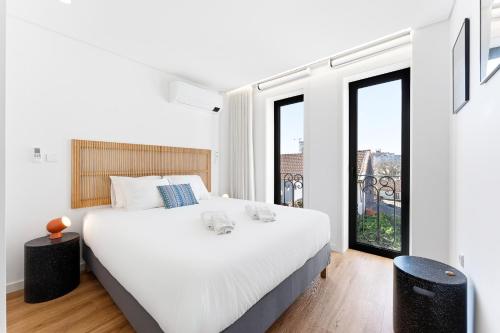 Sunny & Stylish 2BR Flat - Brand New in Porto