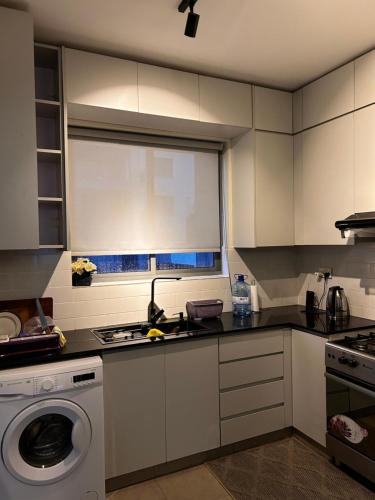 Dapur atau dapur kecil di Kisima apartments