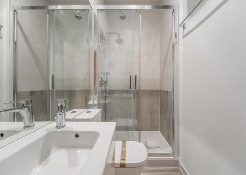 Bright and Cozy 2BD 2BT GranVia