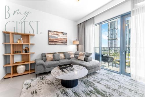 Contemporary 2BR Island Park Dubai Creek Harbor