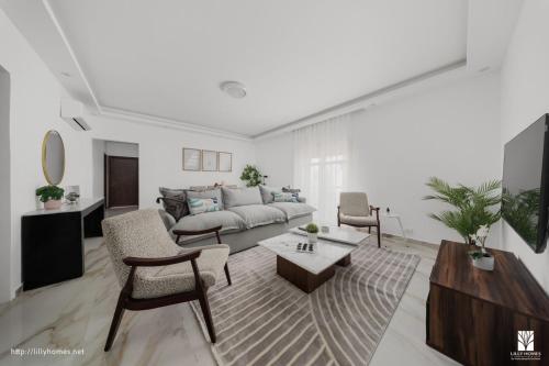 Hyde Park 2BR Luxury Apartment