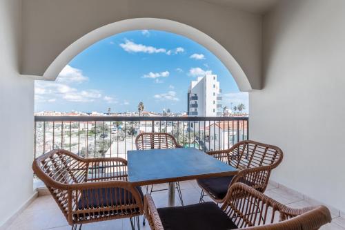 The Coastal Cozy Apartment