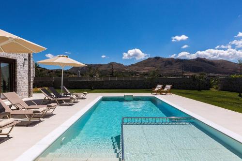 Villa Liatiko with private pool in South Rethymno