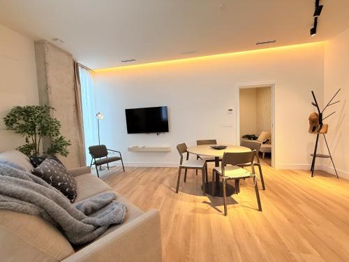 Loft 2 Moderno y familiar by VidaCalma