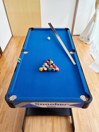 Garden-View ゆふ tesisinde bir bilardo masası