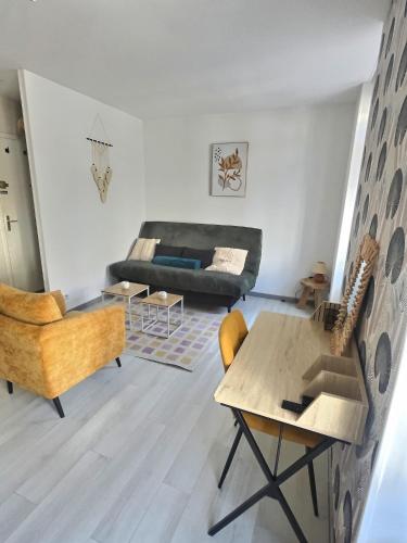 Studio Chill a Reims 2 personnes Ideal pour les beaux jours -15pourcents long séjour