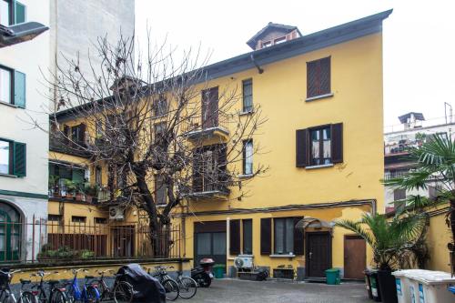 Loreto Cozy Apartment - Central Station by InnStay